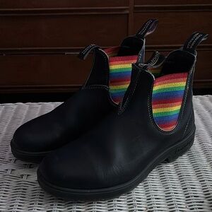 Unisex Black and Rainbow Blundstones